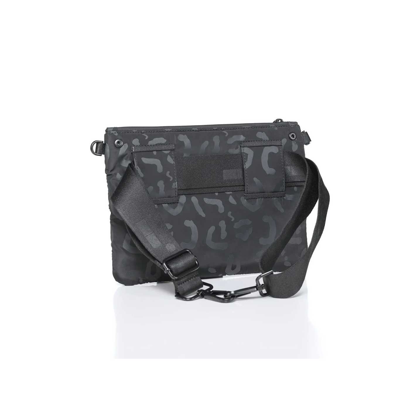 GO Dash Dot Weekender Handbag in Cheetah Black - 1B29TA