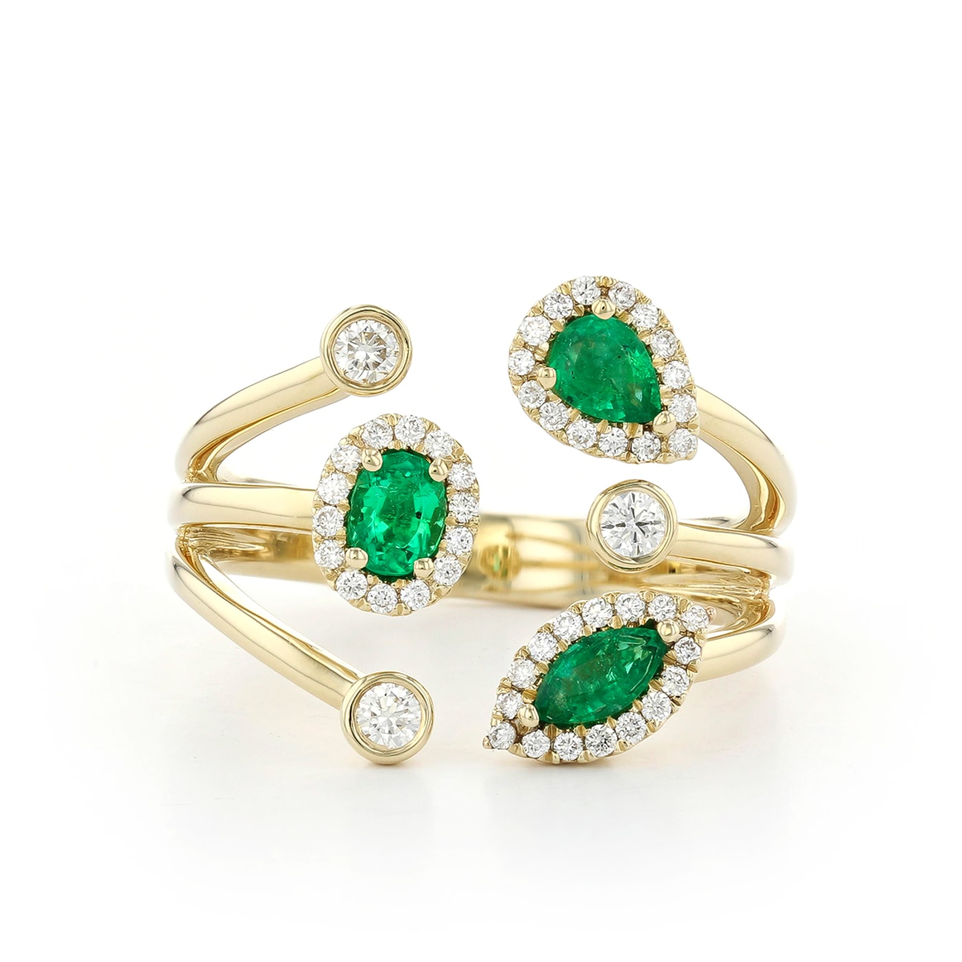 Emerald and gold ring 
