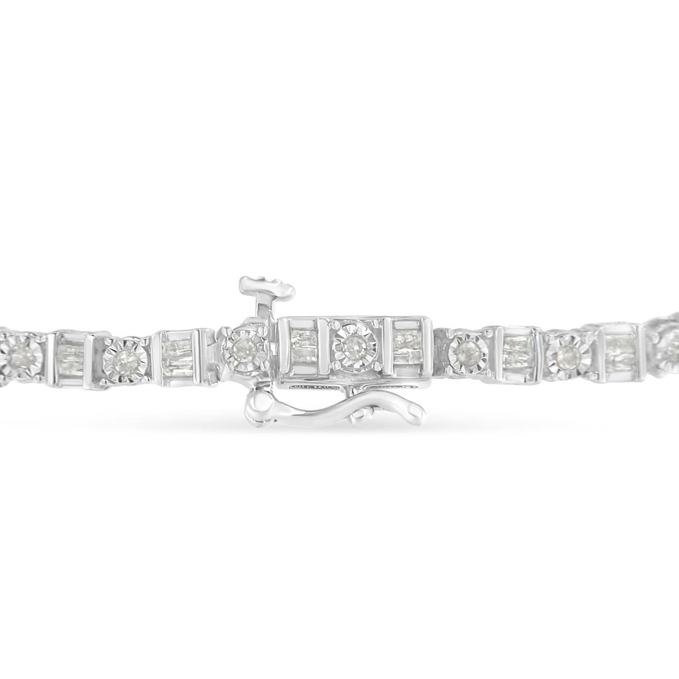 Sterling Silver 1.0 Cttw Diamond 7