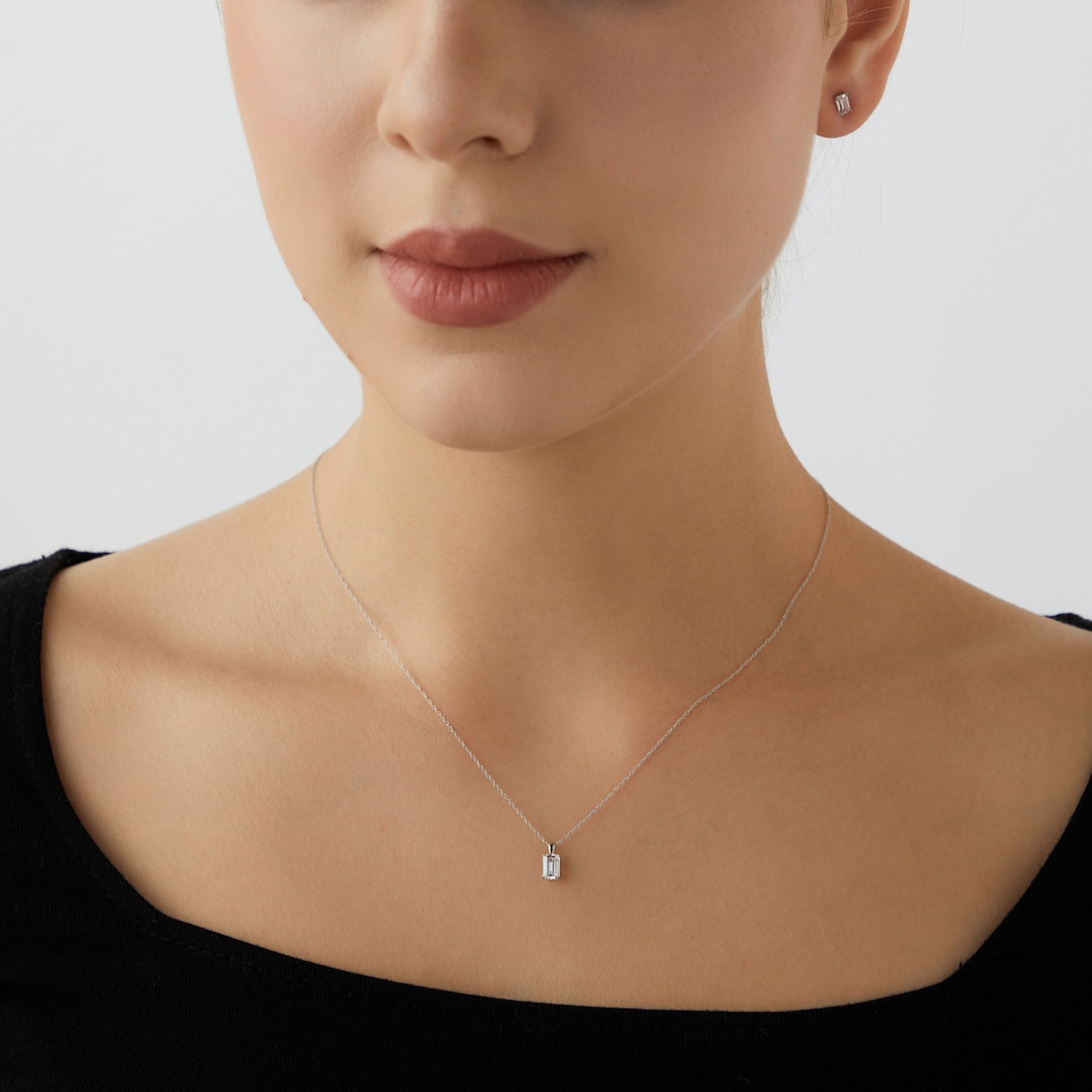 LUXGEM 14K White Gold Emerald Cut Pendant Necklace | 0.5