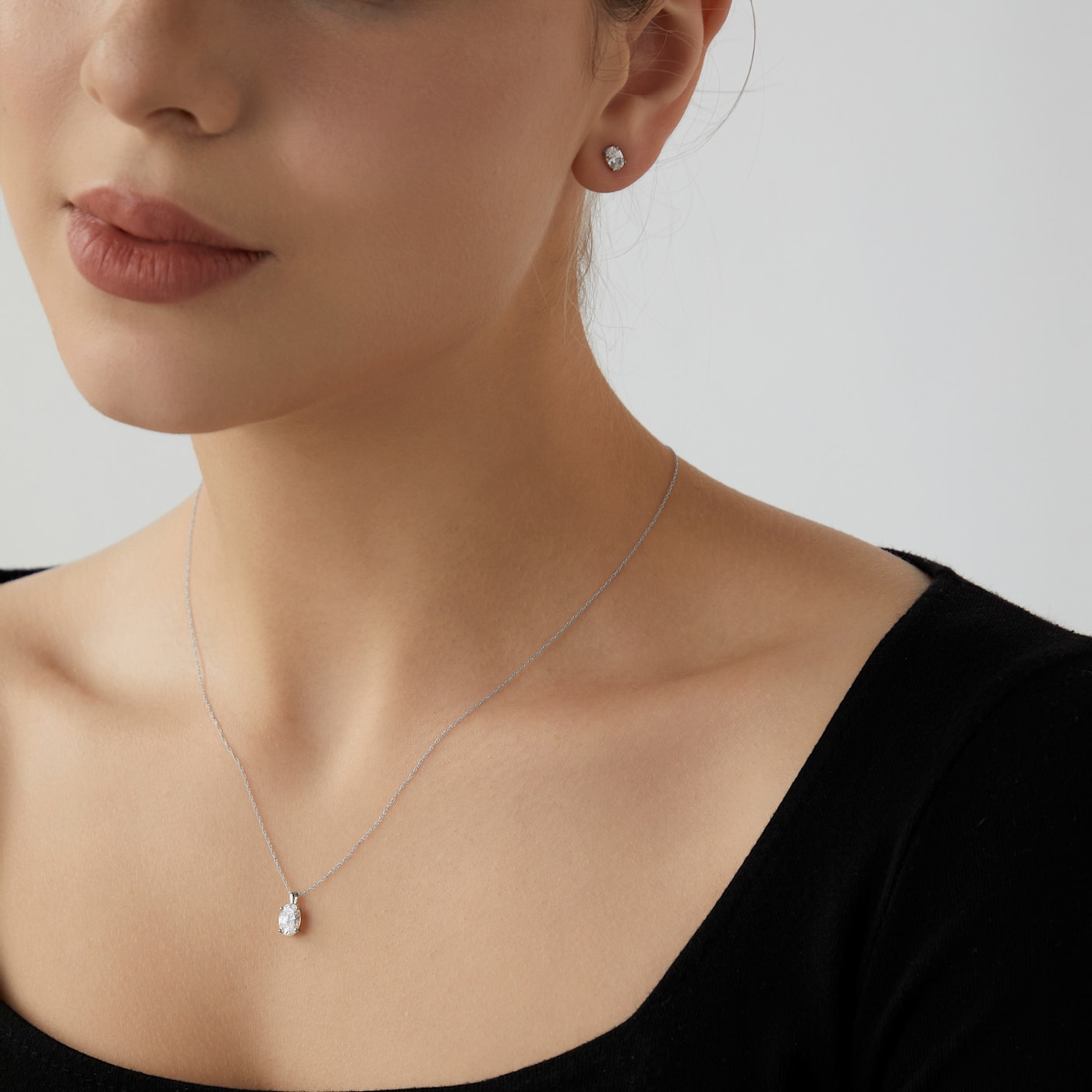 LUXGEM 14K White Gold Oval Cut Pendant Necklace | 1 Carat