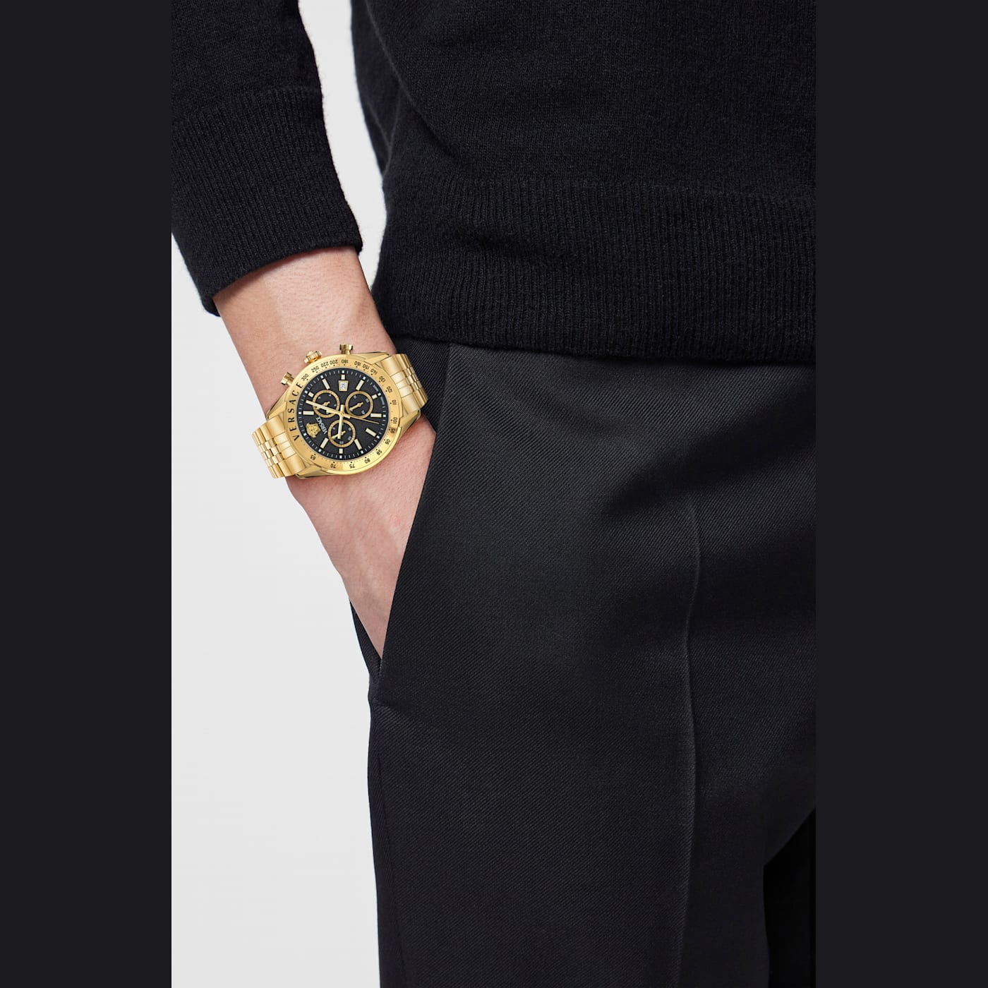 腕時計その他 Versace Regalia Bracelet Watch With Black Guilloche Dial Versace Chrono Master Mens Watch IP Yellow Gold Case and