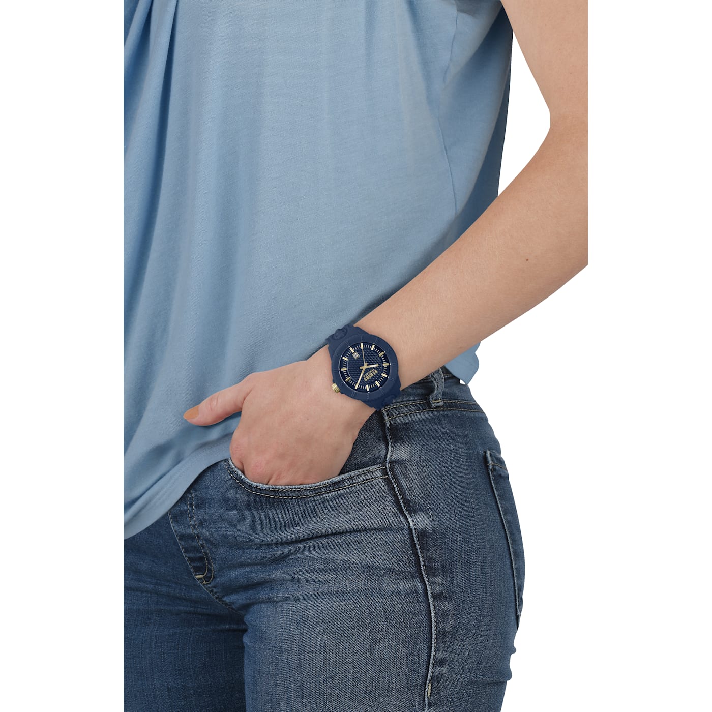 Armani Exchange Male Blue Analog Silicone Watch | Armani Exchange – Just In  Time