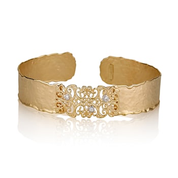 14K Gold 0.06 ct. tw. Diamond Cuff Bracelet