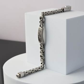 Accelero Bracelet