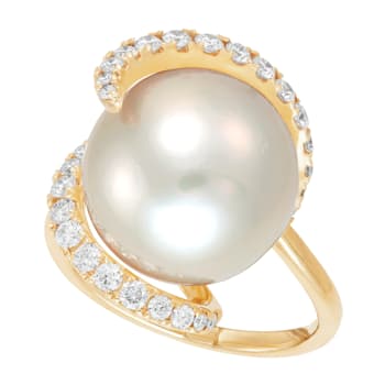 13-14mm Round White Freshwater Pearl with 0.48ctw Diamond 14K Yellow
Gold Ring