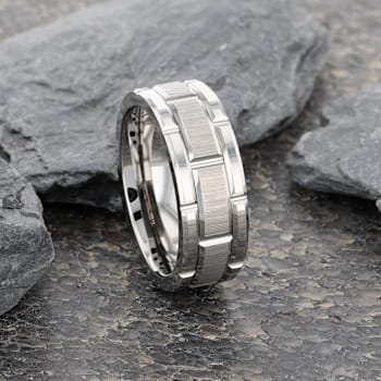 WARWICK Beveled Tungsten Carbide Wedding Band with Brush Finished Center
and Alternating Grooves 8mm
