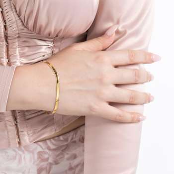 Herringbone Chain Bracelet In 18K Gold Over Sterling Silver 8"