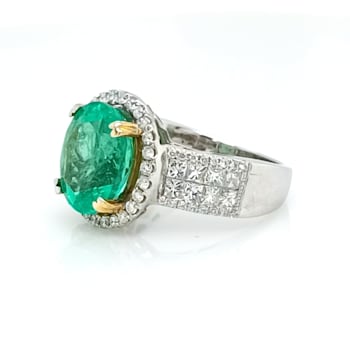 4.53 Ctw Colombian Emerald and 1.31 Ctw White Diamond Ring in 14K 2-Tone