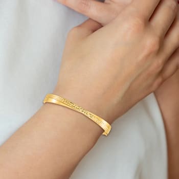 14k Yellow Gold 7.4mm Polished and Diamond-Cut Bypass Hinged Bangle