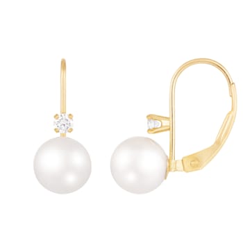 14k Yellow Gold Leverback Earring with 7mm Freshwater Pearl and .10CT DTW