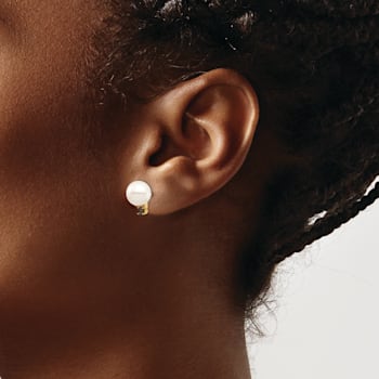 14K Yellow Gold 8-8.5mm White Round Freshwater Cultured Pearl Smoky
Quartz Post Earring