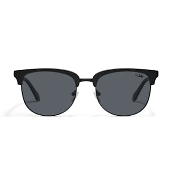 Quay Evasive Black Round Frame / Smoke Polarized Lenses Sunglasses