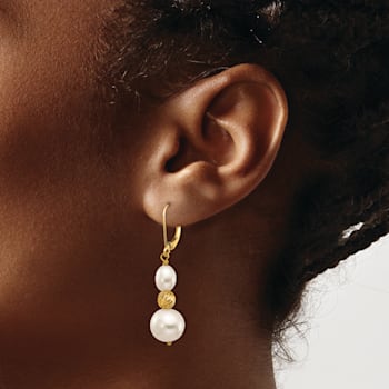 14K Yellow Gold 6-10mm White Freshwater Cultured Pearl and Diamond-cut
Bead Leverback Earrings