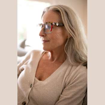 Altachè 14K Yellow Gold Over Stainless Steel White Clover Eyewear Charm