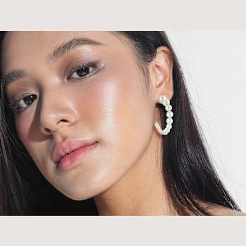 Rachel Zoe Freshwater Pearl Graduated Hoop Earrings in 14K Gold Over
Sterling Silver