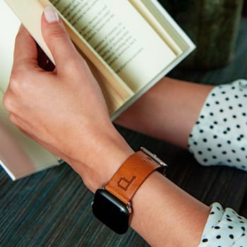 Gametime MLB Pittsburgh Pirates Tan Leather Apple Watch Band (42/44mm
S/M). Watch not included.