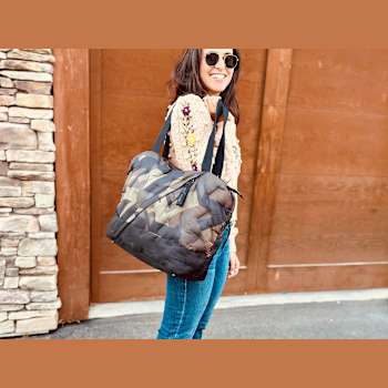 GO Dash Dot Go 2 Tote Handbag in Camo and Black