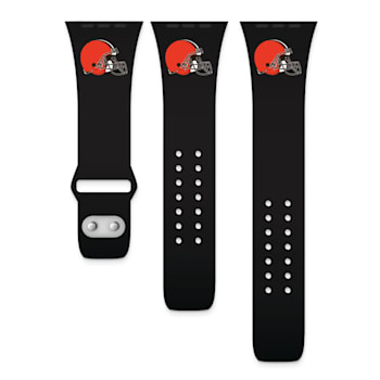 Gametime Cleveland Browns Black Silicone Band fits Apple Watch (38/40mm
M/L). Watch not included.