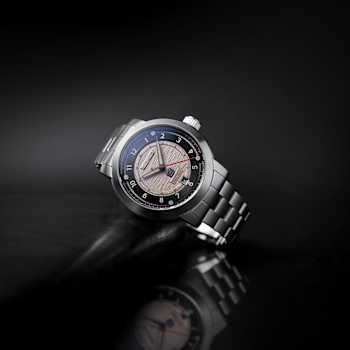 Schild Heinrich Swiss Automatic Gray Dial White Stainless Steel Band
Limited Edition Watch