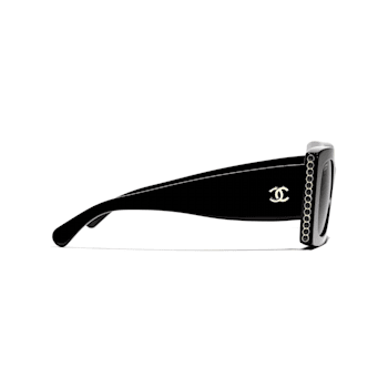 Chanel Black Frame "CC" Logo and Black Pearl Accent / Gray
Polarized Sunglasses