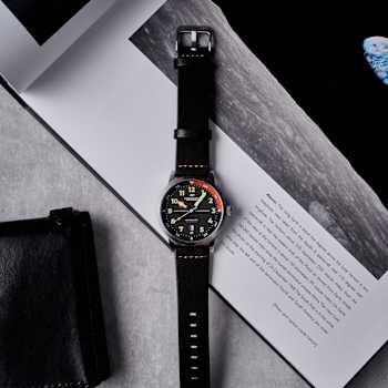 Dominatore Del Mare Camogli Gray Dial White Bezel Black Stainless Steel
Band Automatic Watch