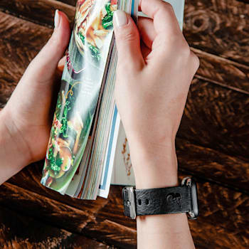 Gametime MLB Baltimore Orioles Black Leather Apple Watch Band (42/44mm
M/L). Watch not included.