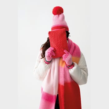 Shiraleah Blythe Zip Wristlet, Red