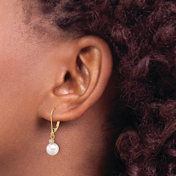 14K Yellow Gold 7-8mm Round White Akoya Cultured Pearl 0.10 cttw Diamond
Dangle Leverback Earrings