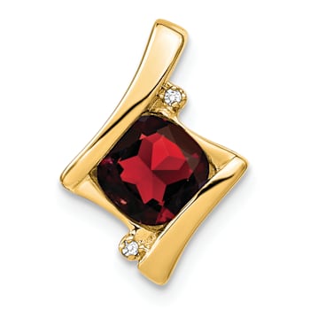 10k Yellow Gold 1.25 cttw Garnet and Accent Diamond Pendant
