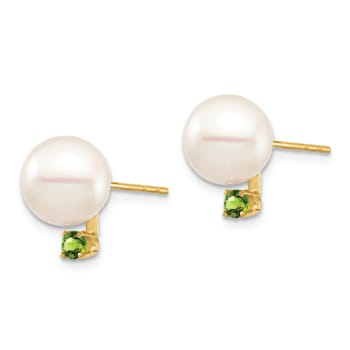14K Yellow Gold 8-8.5mm White Round Freshwater Cultured Pearl Peridot
Post Earrings