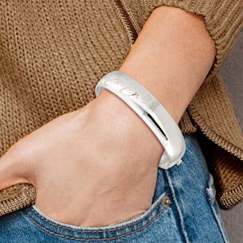 Sterling Silver Polished Diamond-cut and Textured Bangle