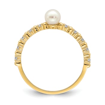 Shop Pearl Rings