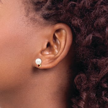 14K Yellow Gold 7-7.5mm White Round Freshwater Cultured Pearl Garnet
Post Earrings