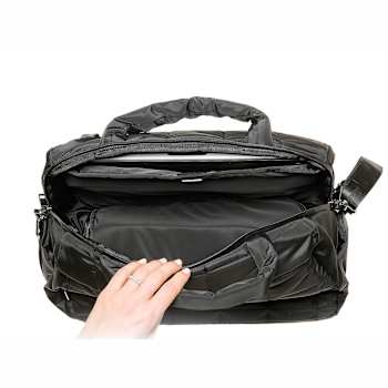 GO Dash Dot Puffle Handbag in Black