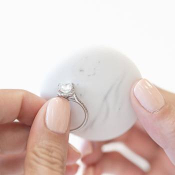 Shinery Illuminating Pom - Delicate Jewelry Polisher