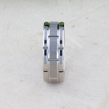 WARWICK Beveled Tungsten Carbide Wedding Band with Brush Finished Center
and Alternating Grooves 8mm