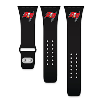 Gametime Tampa Bay Buccaneers Silicone Band fits Apple Watch (42/44mm
M/L). Watch not included.