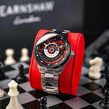 Thomas Earnshaw Staunton Chess Set Automatic Red Dial Stainless Steel
Band Limited Edition Watch
