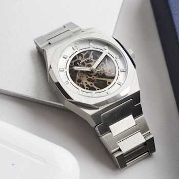 Thomas Earnshaw Discovery Drake Skeleton Automatic