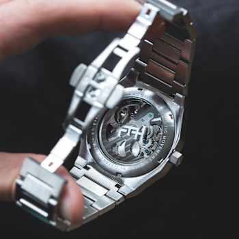 Thomas Earnshaw Discovery Drake Skeleton Automatic