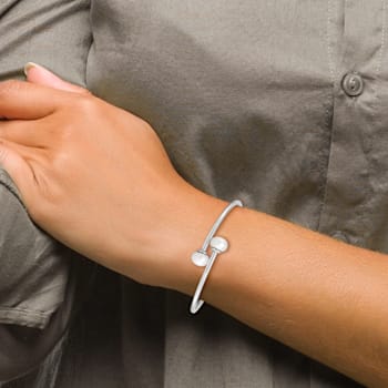 Rhodium Over Sterling Silver 9-10mm White Freshwater Cultured Pearl
Flexible Cuff Bangle