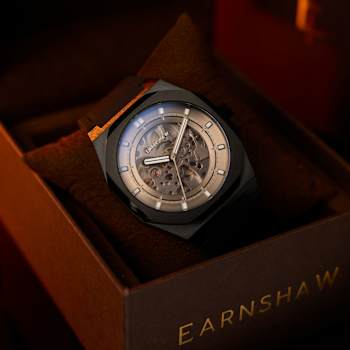 Thomas Earnshaw Discovery Drake Skeleton Gray Dial Black Stainless Steel
Band Automatic Watch