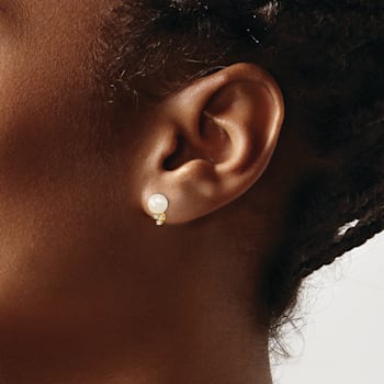 14K Yellow Gold 6-7mm White Round Freshwater Cultured Pearl 0.06ct
Diamond Post Earrings