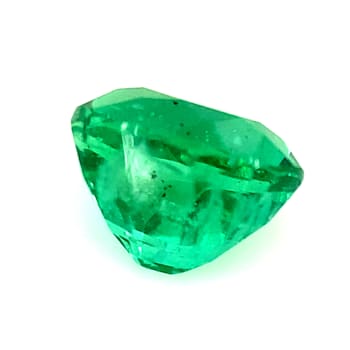 Madagascar Emerald 5.3x4.4mm Oval 0.55ct