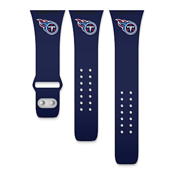 Gametime Tennessee Titans Navy Silicone Band fits Apple Watch (42/44mm
M/L). Watch not included.