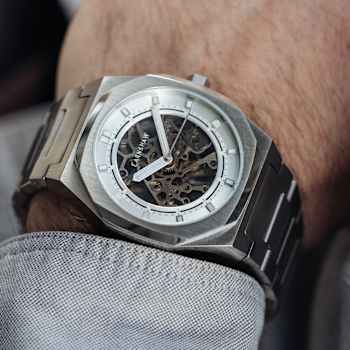 Thomas Earnshaw Discovery Drake Skeleton Automatic