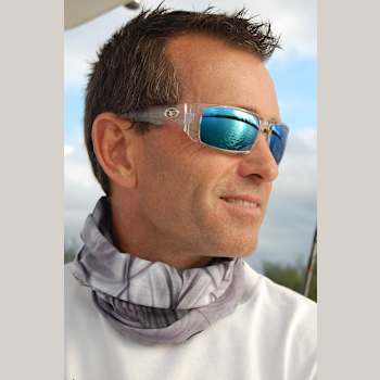 Flying Fisherman Morocco Polarized Sunglasses Crystal Frame/Smoke Blue
Mirror Lens