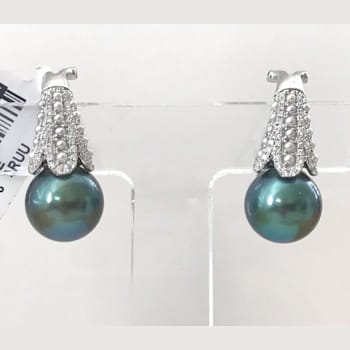 Exclusive Midnight Blue Natural Color Tahitian Cultured Pearl Earrings
13.2mm with Diamonds