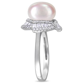 Shop Pearl Rings